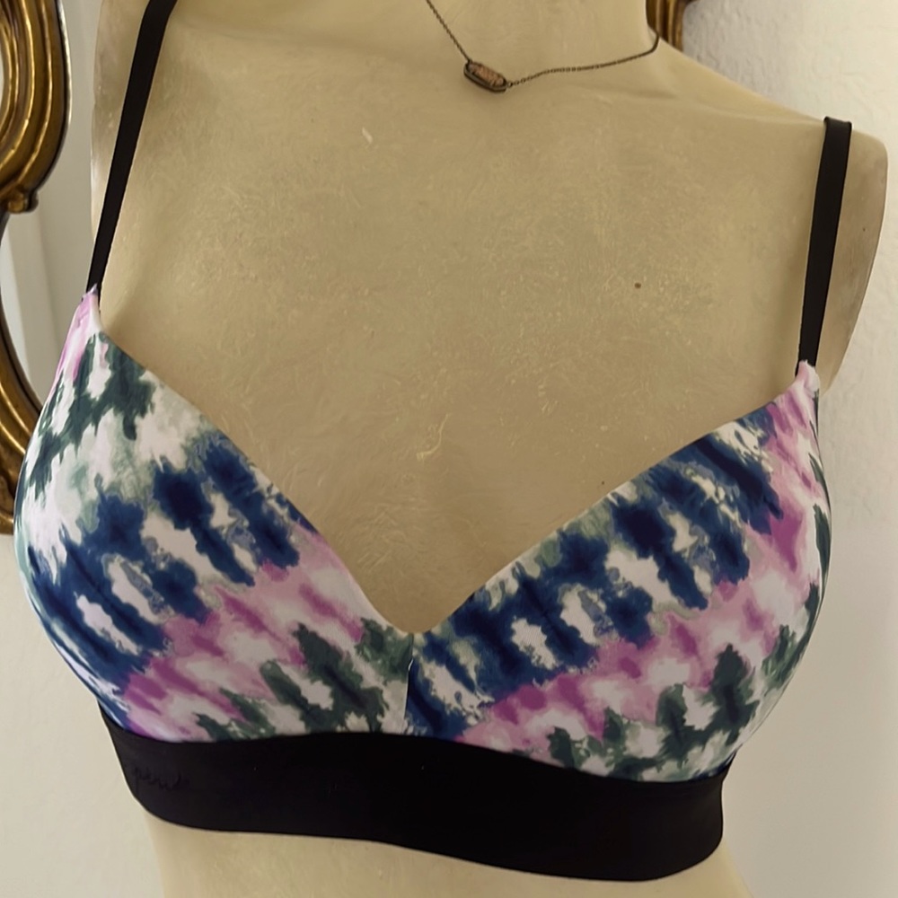 PINK Victoria’s Secret Bra 32D